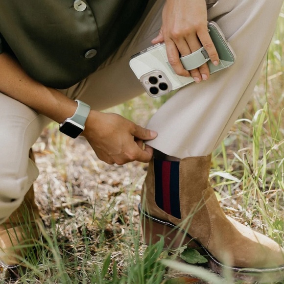 CECELIA NEW YORK - GEMMA SLIP ON LOW WEDGE BOOT NUTELLA - Picture 2 of 9